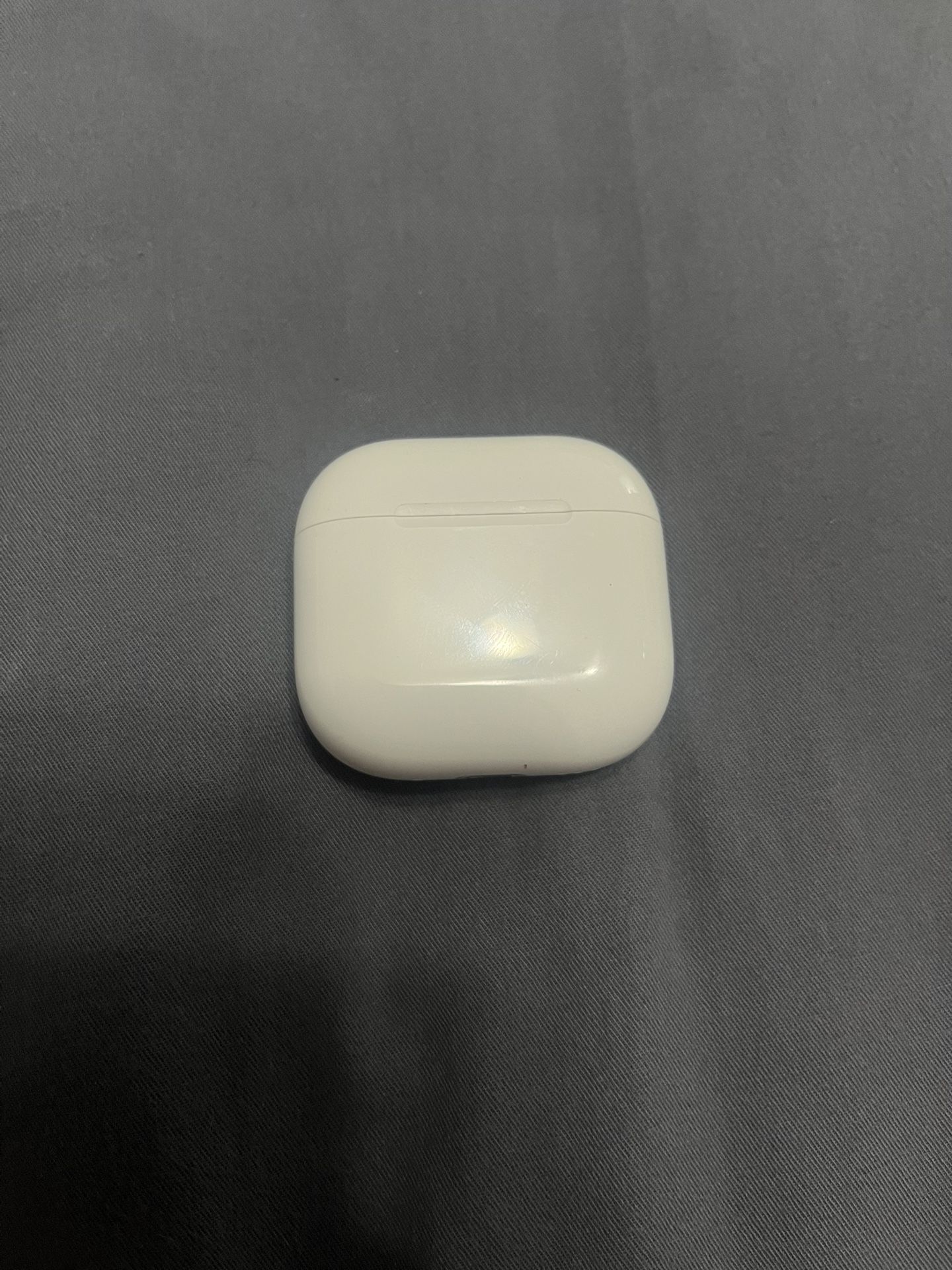 AirPods 4 Active Noise Cancellation 