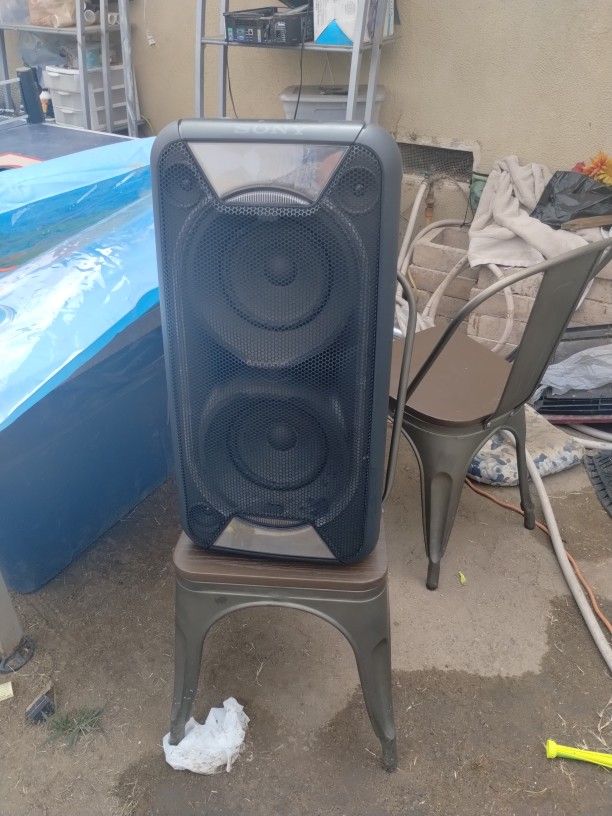 Sony Gtk-xb90 Portable Bluetooth Party Speaker