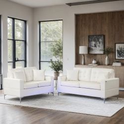Sofá, Love-seat + Dining Room Set 5 Pcs + Coffee Table Set $1749 Cash 
