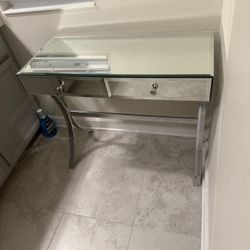 Mirrored Make Up Table Desk