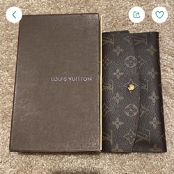 LV Wallet 