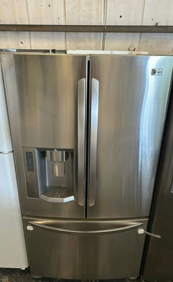 Stainless Steel LG French Door Fridge IceMaker