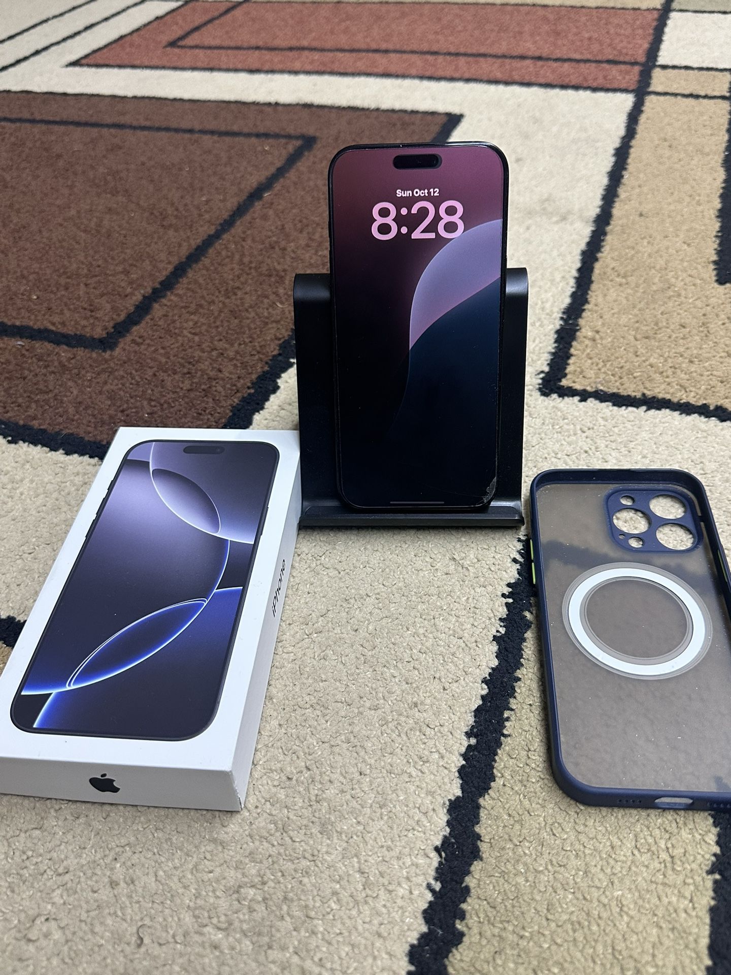 iPhone 16 Pro Max 256gb Locked AT&T 