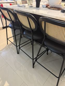 4 Barstool chairs