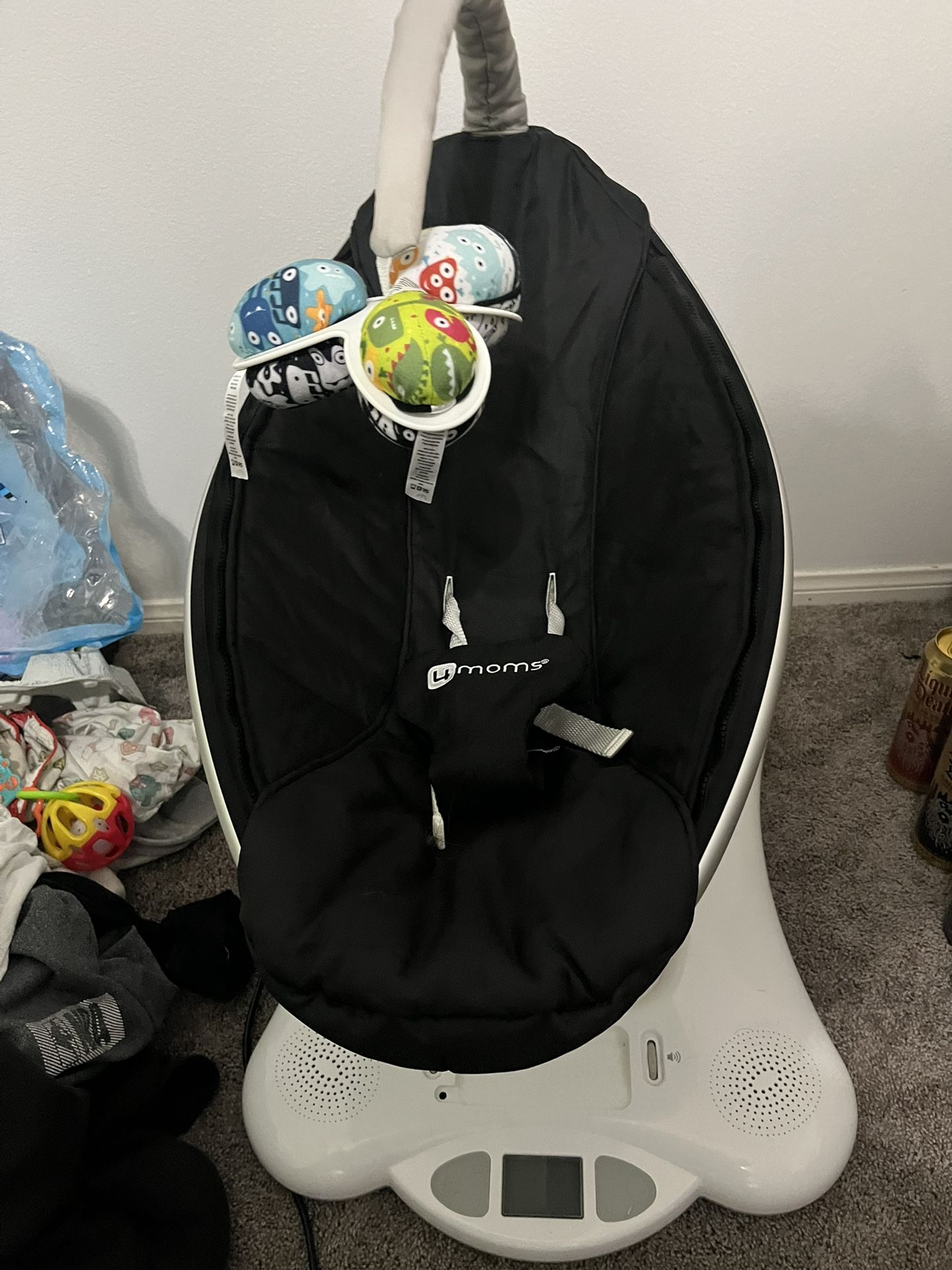 4 Moms Mamaroo