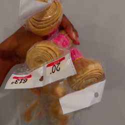 613 (blonde) Human Hair Bundles
