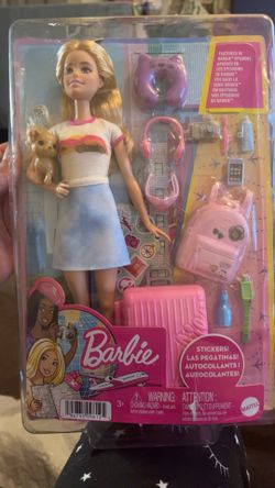 Barbie at The AIRPORT SET