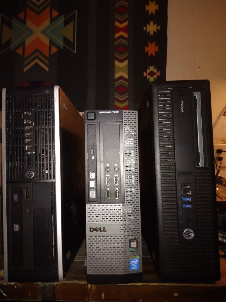 3 Desktop Computers For 20 Each Or 50 For All for Sale in Las Vegas