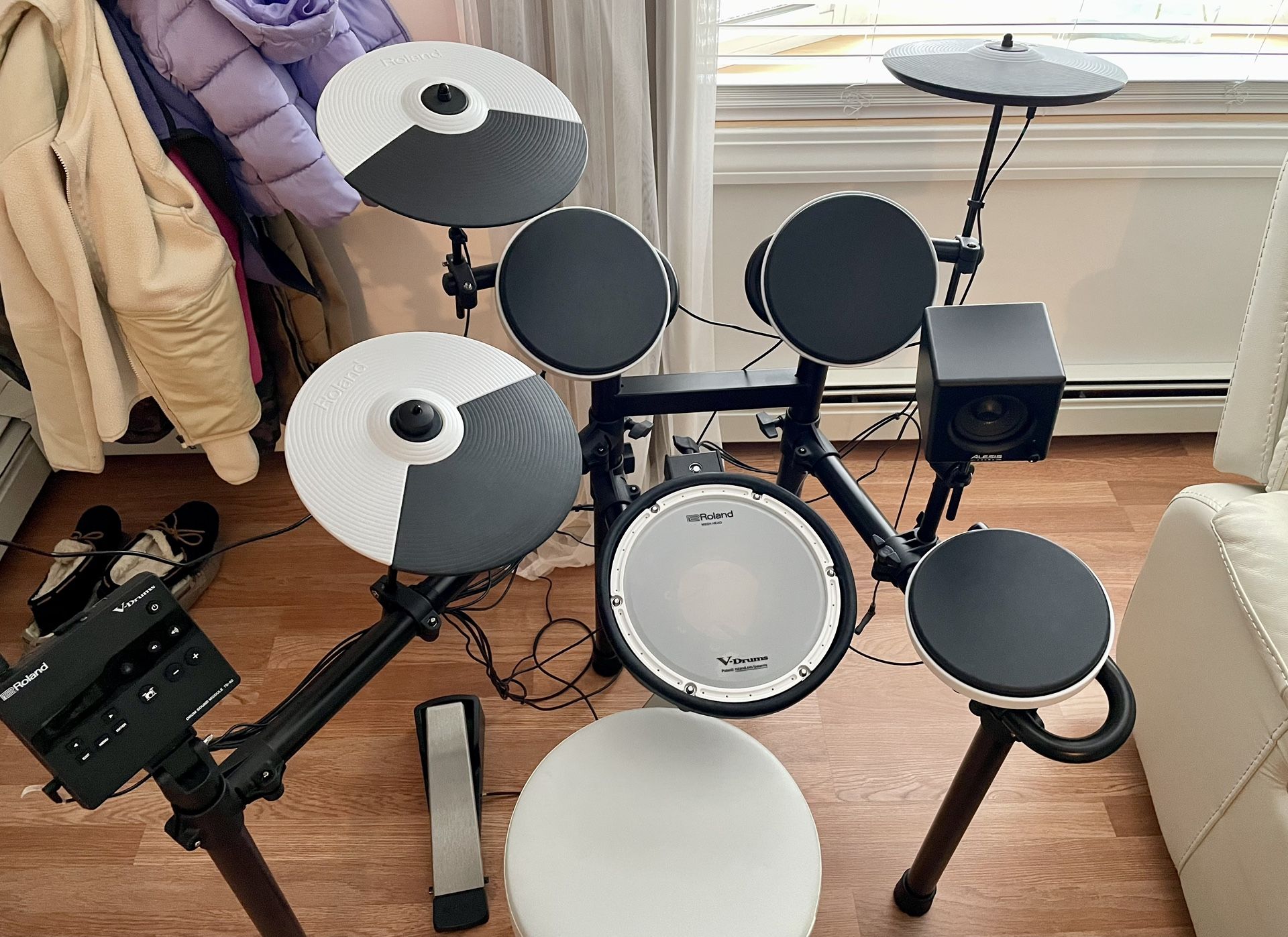 Roland TD-02KV V-Drums Kit