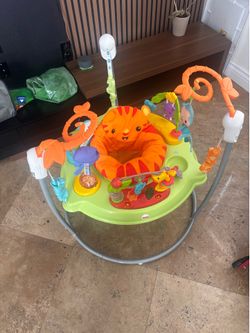 Baby bouncer/jumper