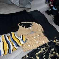 CUTE CLOTHING BUNDLES