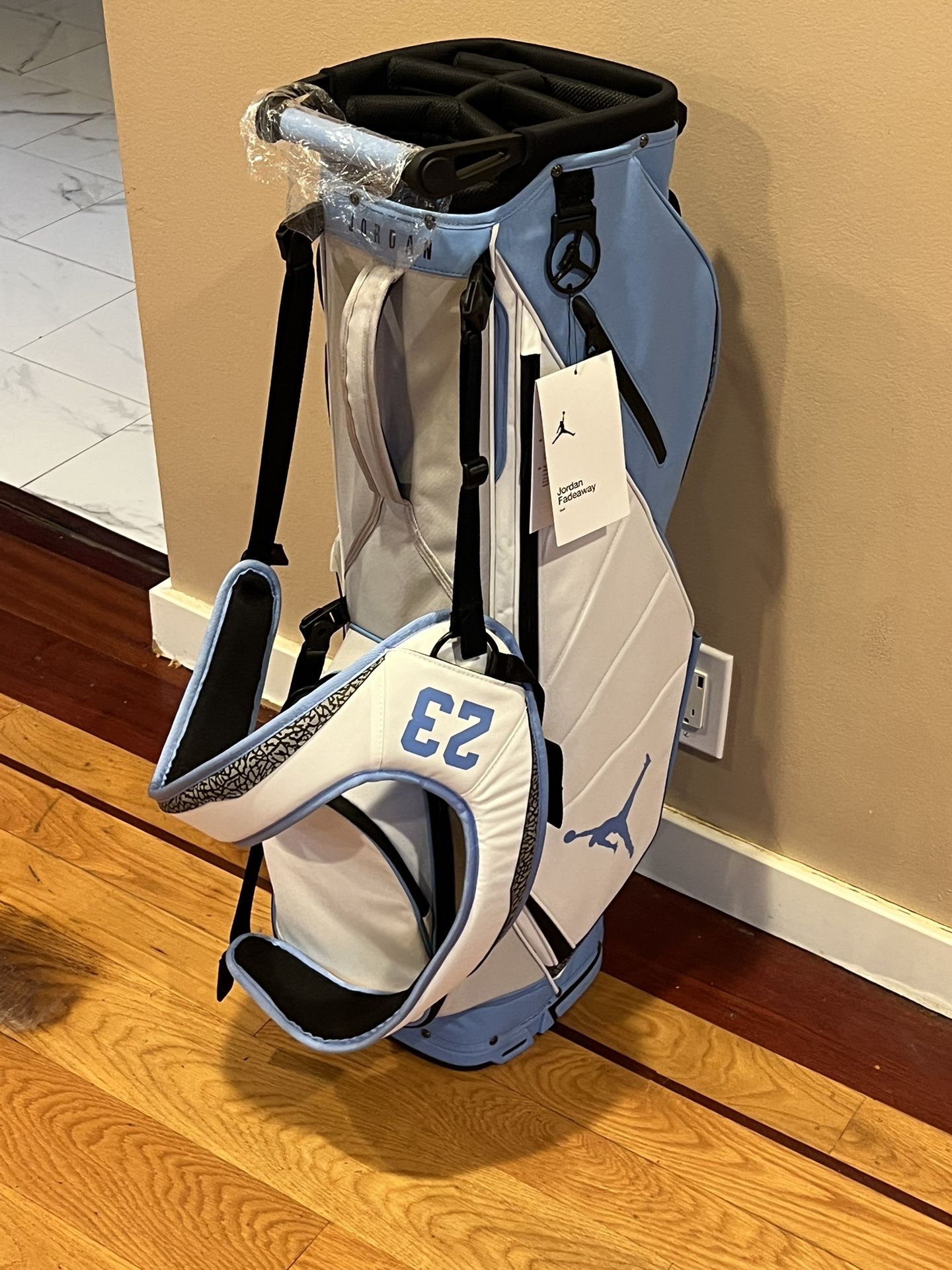 Jordan Fadeaway Golf Bag UNC Colorway