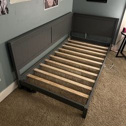 Children’s Twin Sized Daybed Frame