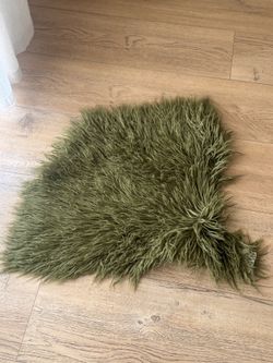 Green faux Fur