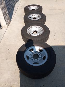Rines originales para CHEVY 2500 8 LUGS
