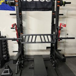 Rogue fitness / Workout Equipment 