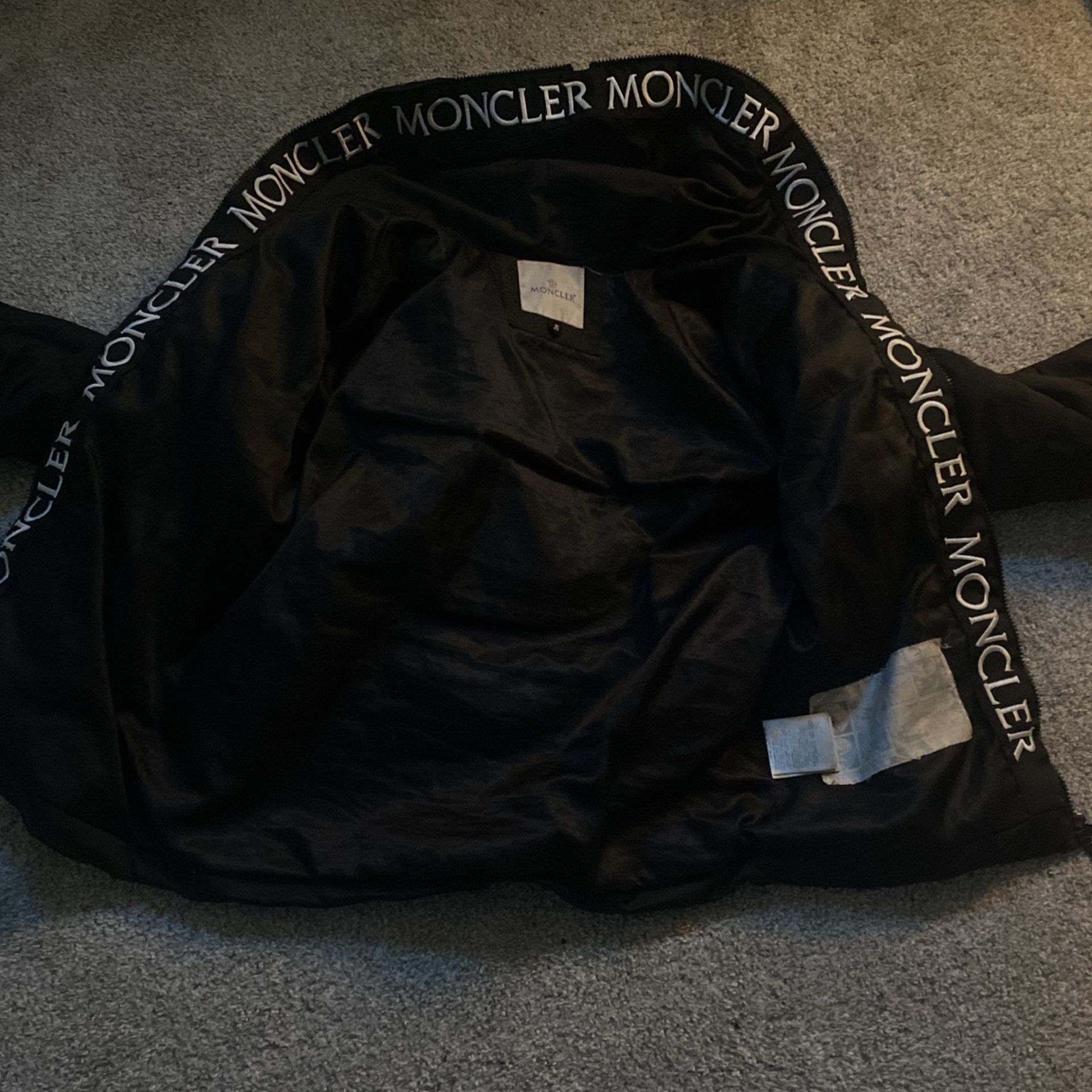 Moncler used medium in men