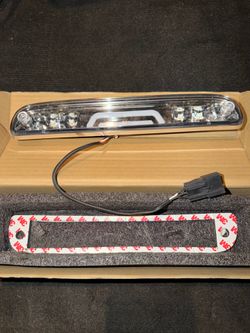 3rd break light 99-06 silverados