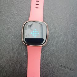 Fitbit Versa 4 Smartwatch 
