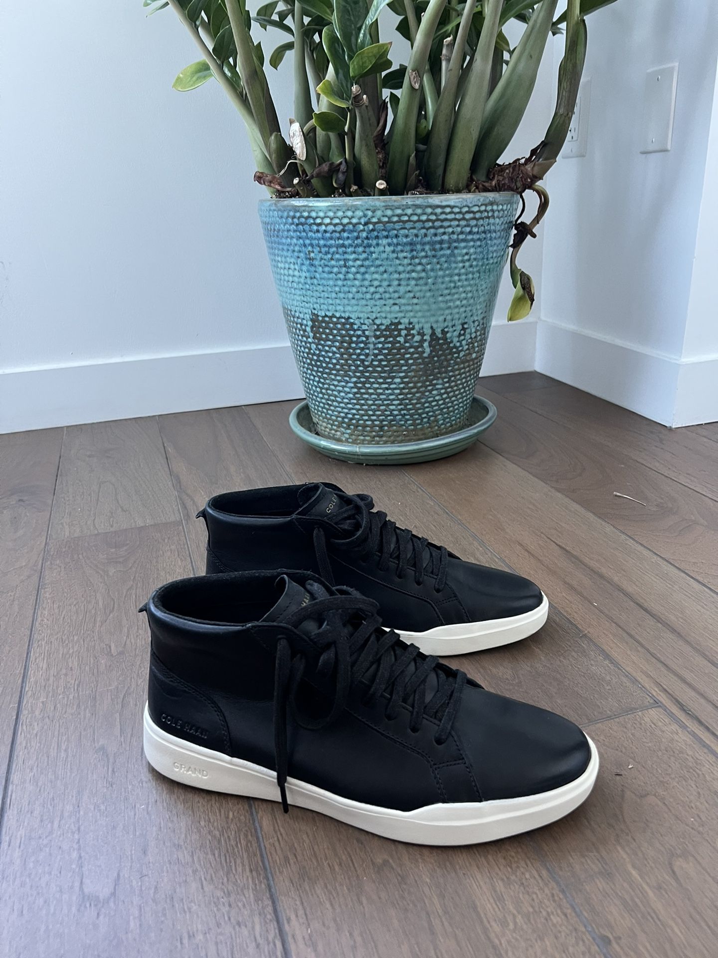 Cole Haan Men's Grand Crosscourt Modern Midcut Sneaker C31867