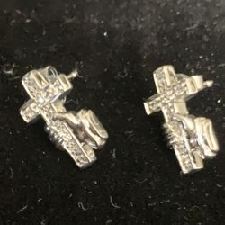Beautiful 925 Sterling Silver, With Five Little Diamond Cross Earrings