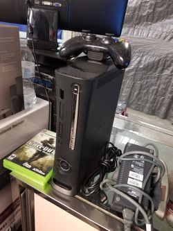 Xbox 360 with 2 games and remote