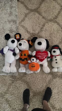Snoopy Plush Stuffed Animal Collection Set of 5