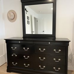 Black Dresser With Silver Handles And Mirror