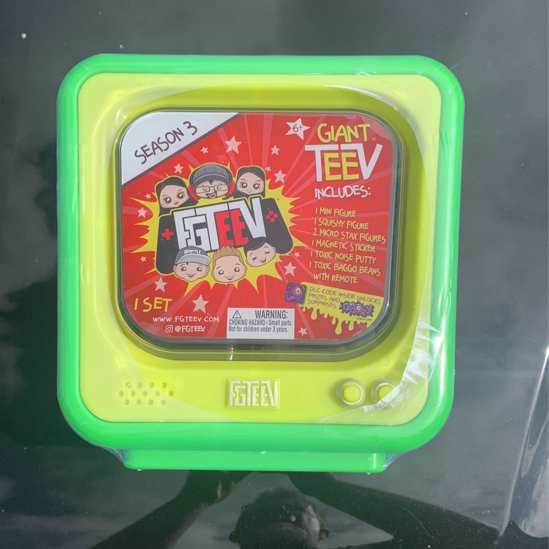 FGTEEV Toy Season 3 Giant TV 7 Figures