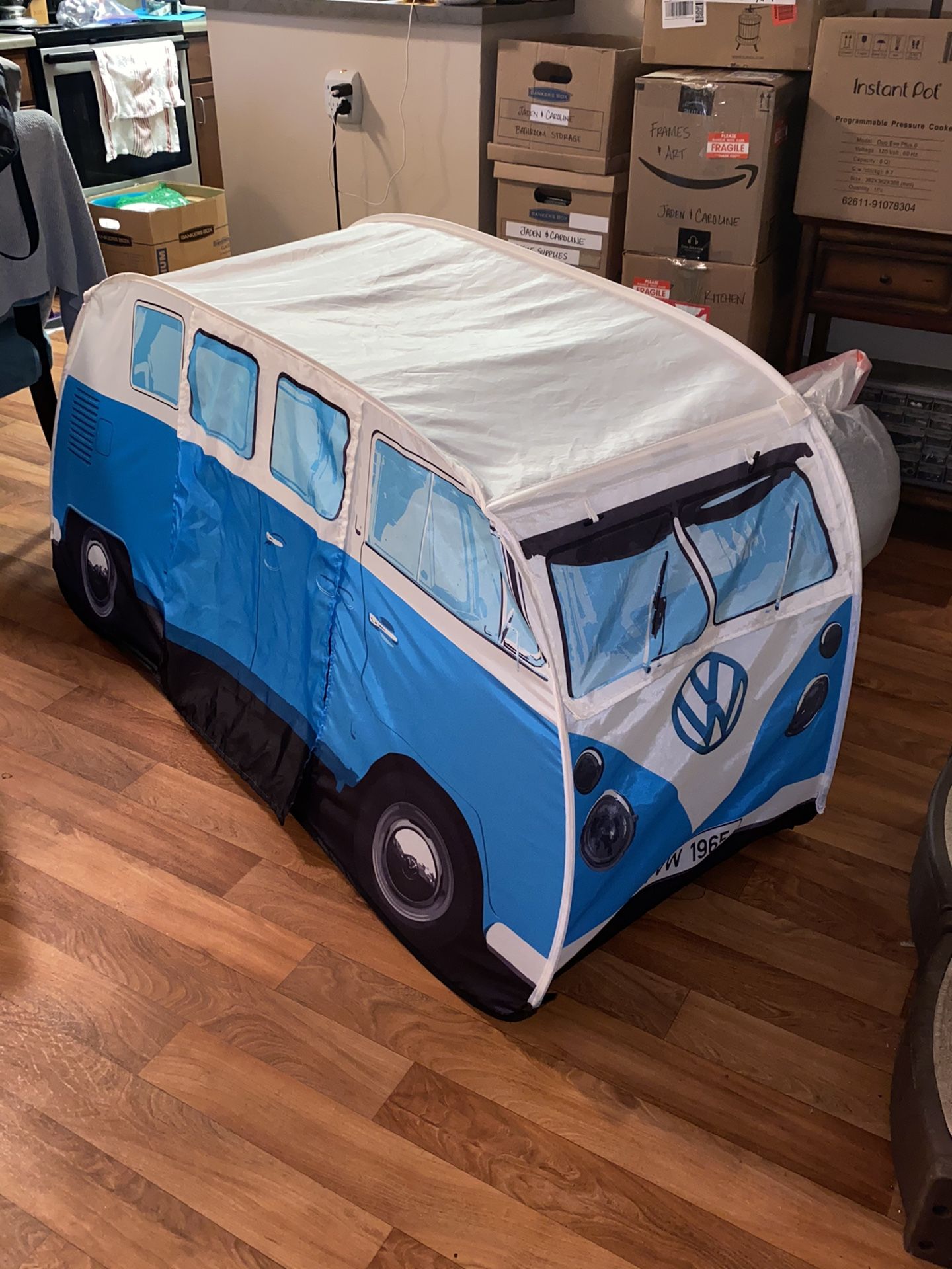 VW Bus Play Tent