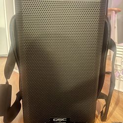 Qsc K8.2 With Bag Like New (single) Speaker 