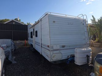 Toy hauler