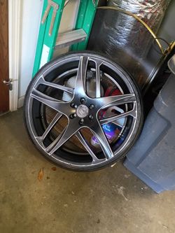 24-in Looks Lexani, Brivean