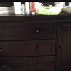 Bellini Baby Expresso Wood 3 Drawers Bureau/Dresser With Built In Cabinet