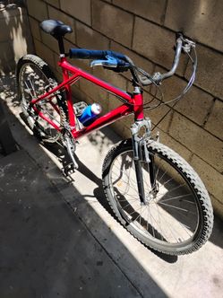 2001 GT aggressor mountain bike
