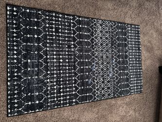 Lahome Rug