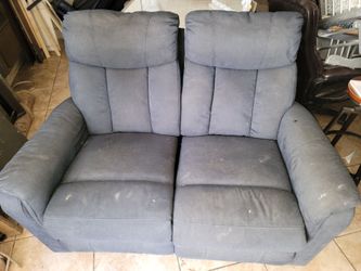 Love seat recliner couch