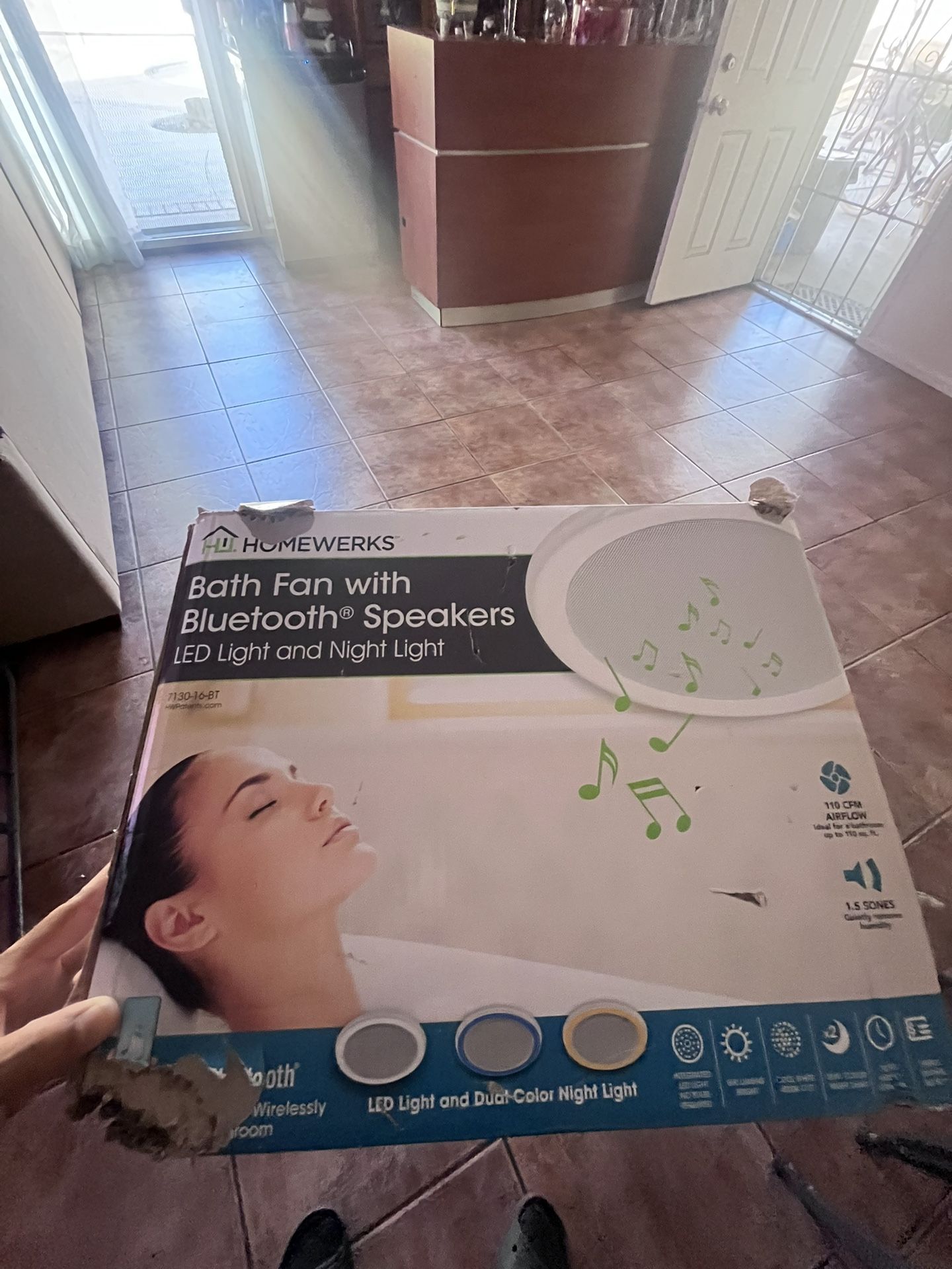 Bath fan 