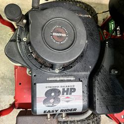 Snapper Riding Lawnmower 