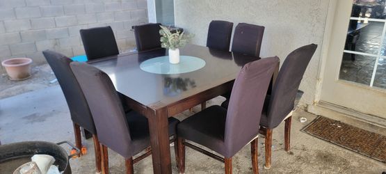 Table With 8 Chairs