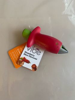 New strawberry stem remover