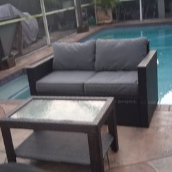 4pc Outdoor Furniture Set wicker sofa cushions chairs & glasstop coffee table balcony pool deck spa