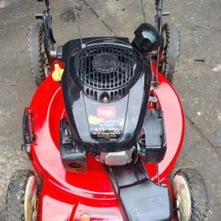Excellent Condition! Toro 6.75 HP Self-Propelled Lawnmower!