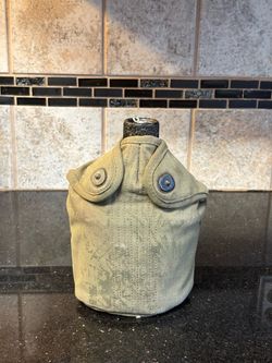 Vintage 1945 Military Canteen