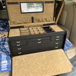 Tuscan Designs Large Leather Jewelry Chest