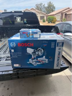 Bosch 7 1/4” sliding miter saw cordless w/ a 2 pak 4ah starter battery kit.