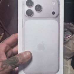 iPhone 17 Pro Max 512 GB Unlocked New In Box