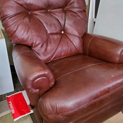 Reclining armchair