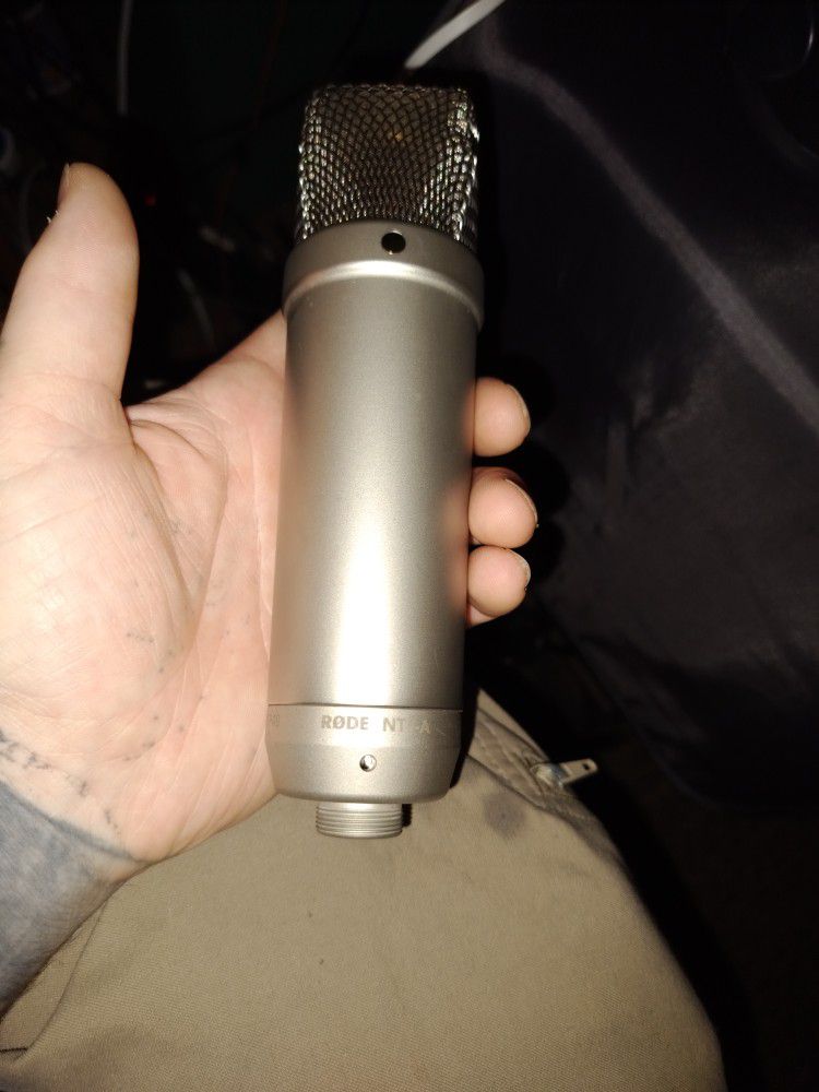 Rode Nt1-a Microphone