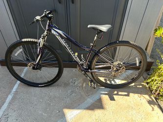 Specialized Women’s Mountain Bike